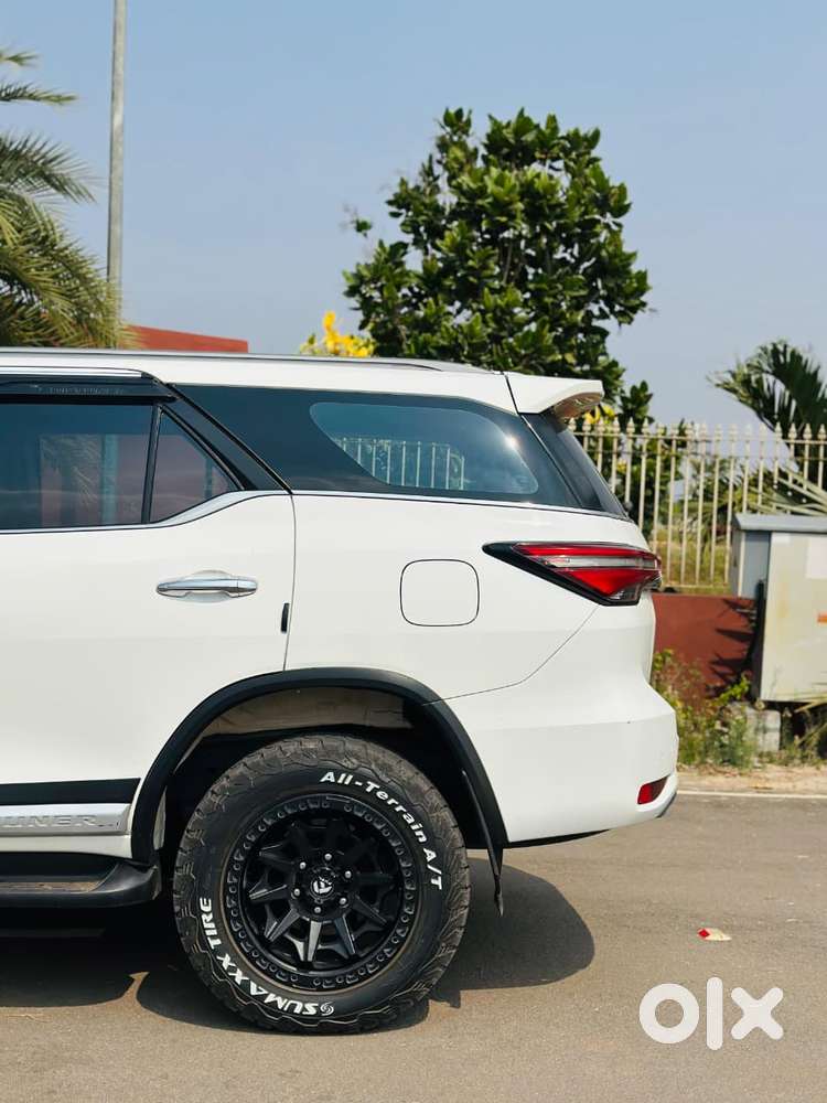 Toyota Fortuner 4x2 Mt 2.8 Diesel, 2022, Diesel