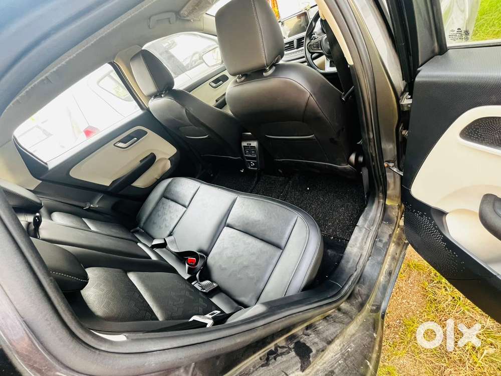 Tata Altroz Petrol Manual 2022