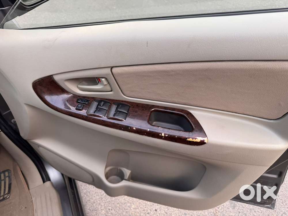 Toyota Innova 2.5 Gx 7 Seater Bs Iv, 2014, Diesel