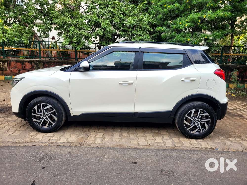 Mahindra Xuv300 W8 Amt Diesel, 2022, Diesel