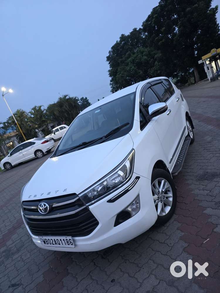 Toyota Innova Crysta 2020