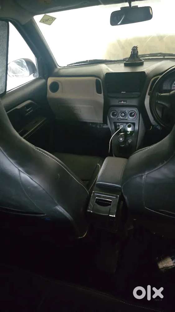 Good Condition Dec 2022 Model Lxi Petrol+cng