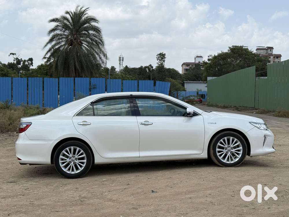 Toyota Camry Hybrid 2.5, 2017, Petrol