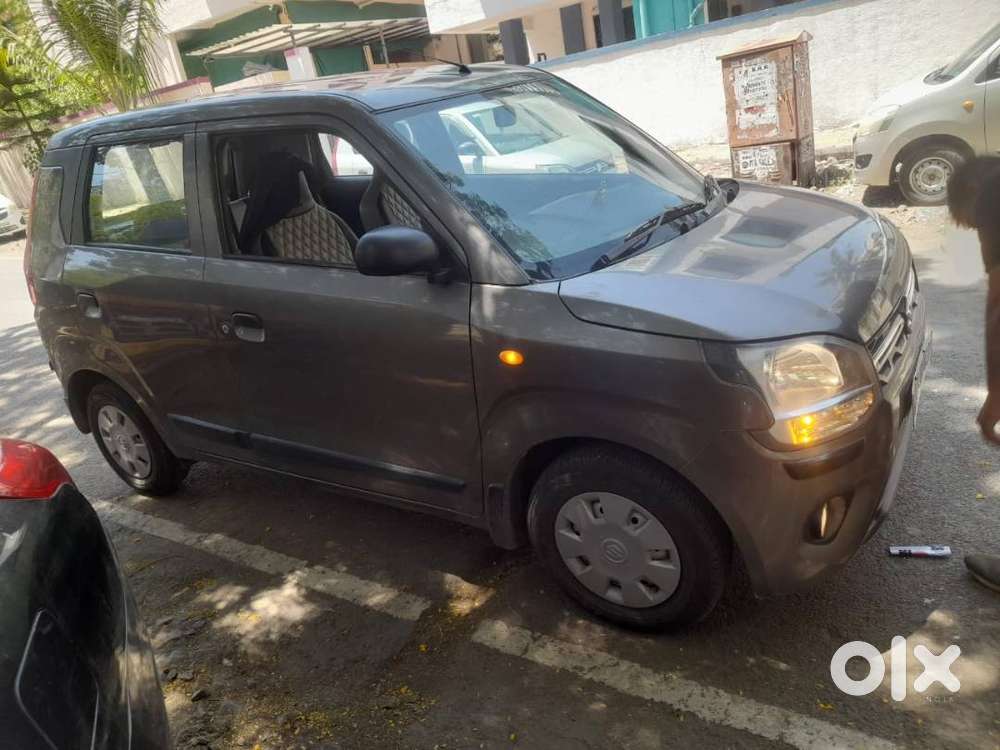 Cng With Music System And All Power Window