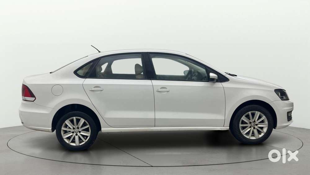 Volkswagen Vento Petrol Highline AT, 2015, Petrol