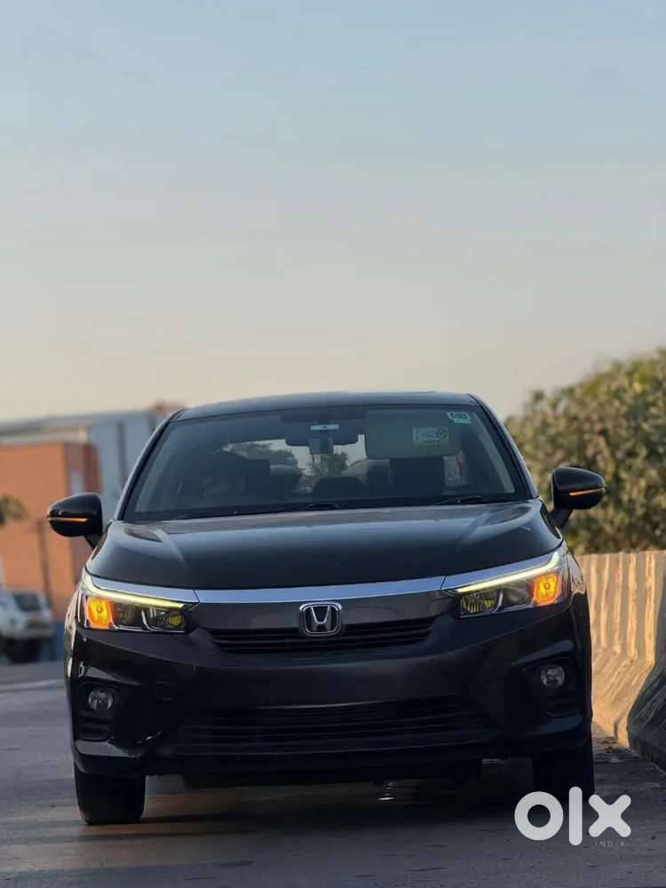 Honda City 2022 Sunroof Well Maintained
