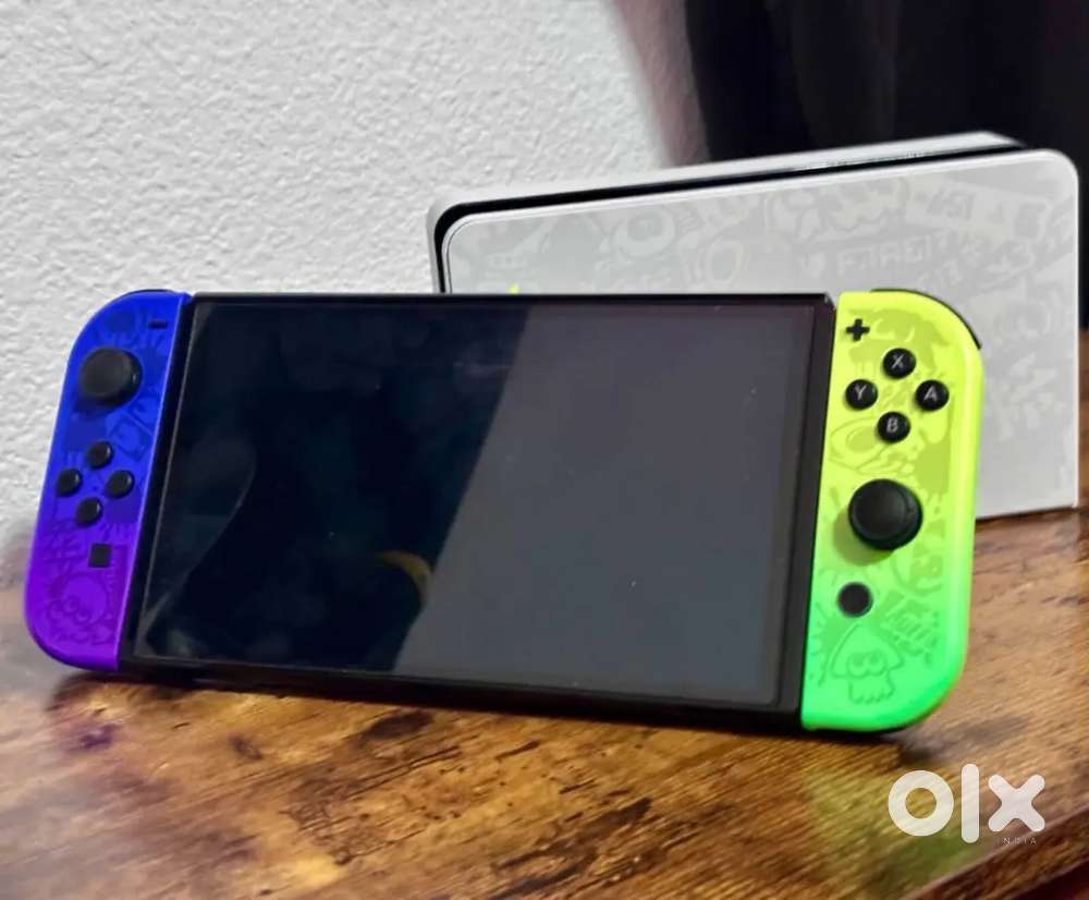 さんぽ　Nintendo Switch Portable USB Hub Stand Table Mode for Nintendo Switch : Amazon.sg