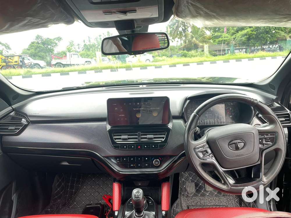 Tata Safari 2.0 Xz Plus 6 S Dark Edition, 2023, Diesel