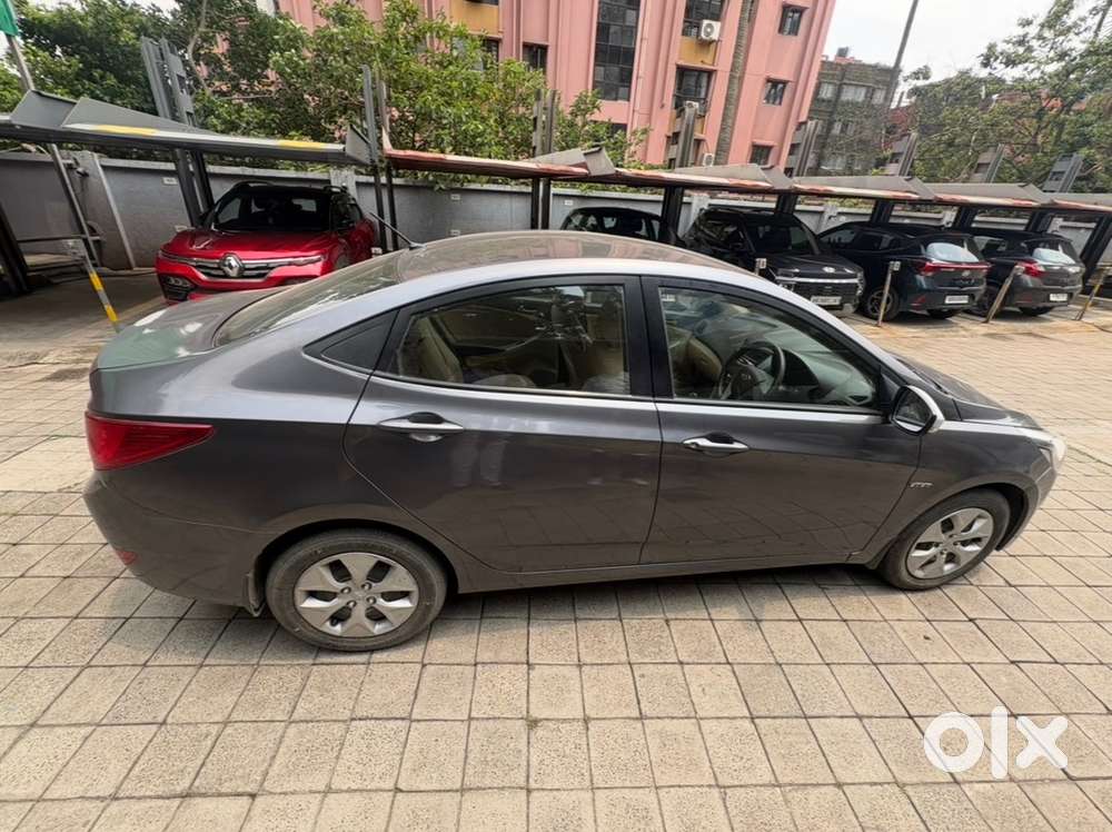 Hyundai Fluidic Verna 2015 Petrol 29000 Km Driven