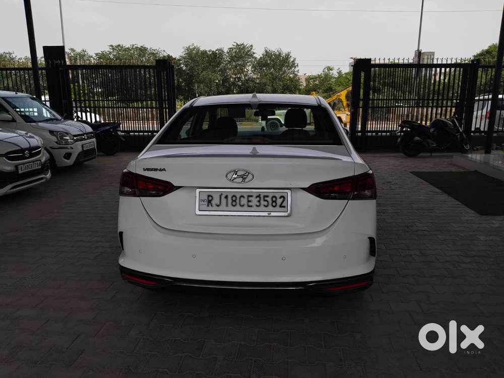 Hyundai Verna 1.5 S Plus Diesel Mt, 2022, Diesel