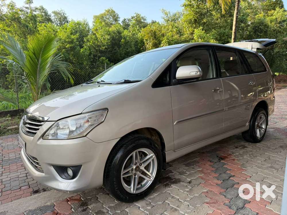 Original Kerala Well Maintained Family Used Innova For Sale