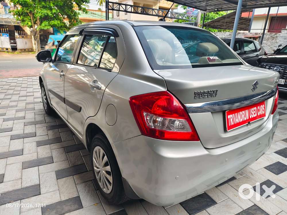 Maruti Suzuki Swift Dzire Vxi Optional, 2015, Petrol