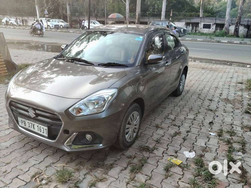 Maruti Suzuki Swift Dzire Vxi Optional, 2022, Petrol