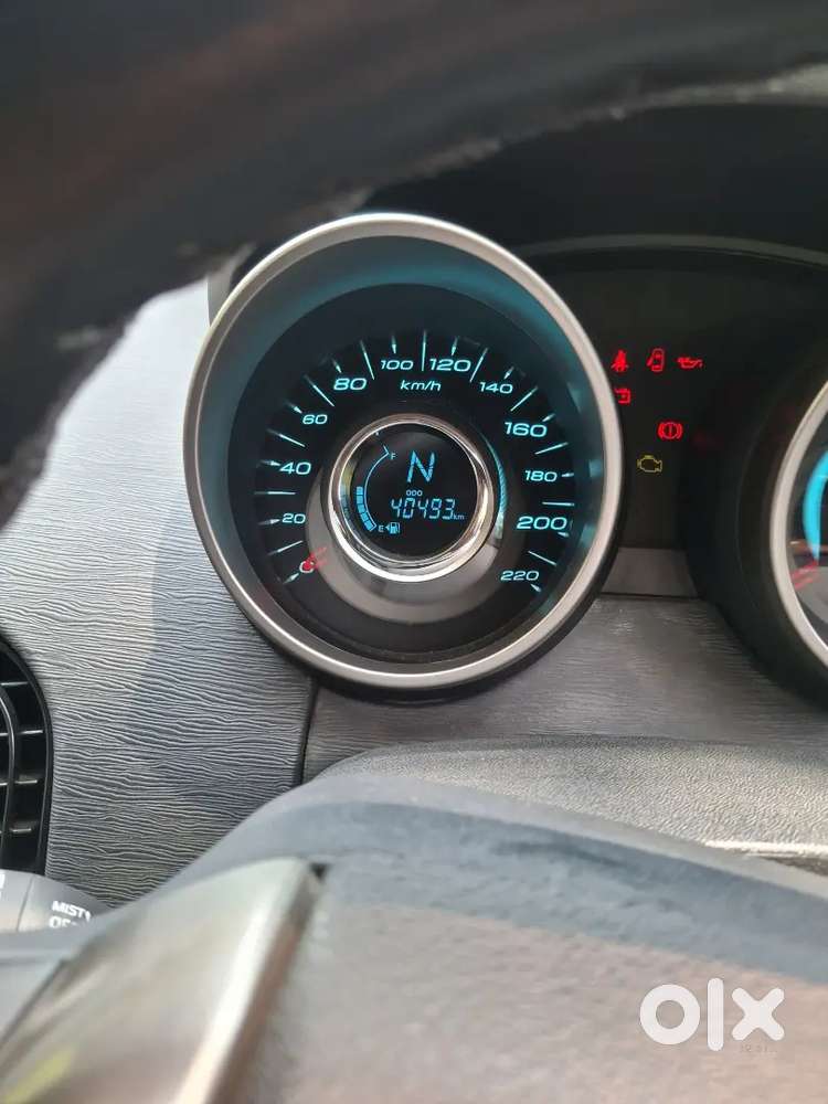 Xuv 5oo W7 Diesel Manual Silver