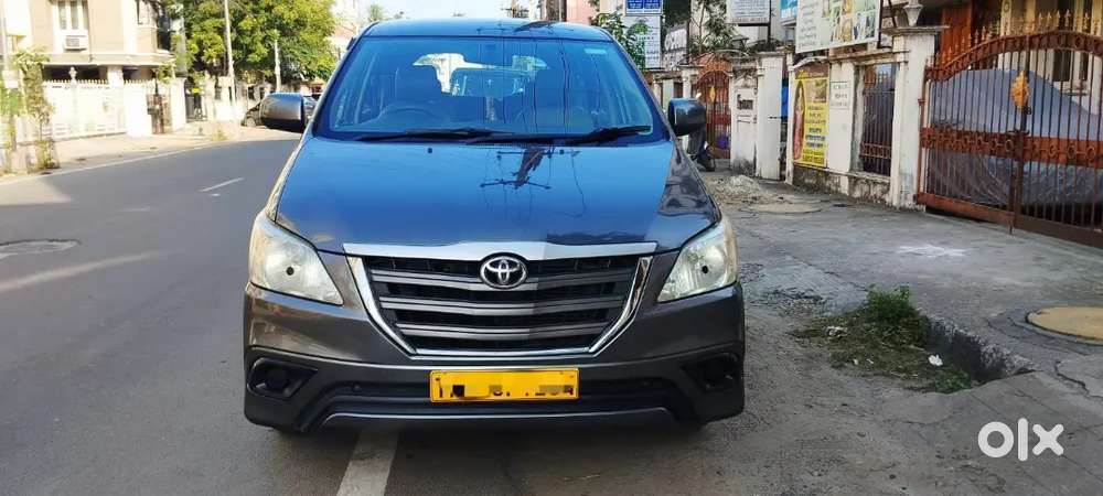Toyota Innova 2014 Diesel Well Maintained Car For Sale
