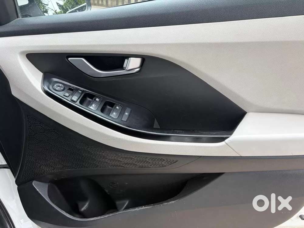 Hyundai Creta Sx 1.5 Petrol Cvt, 2023, Petrol