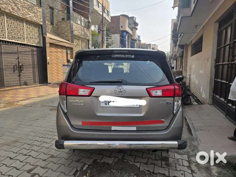 Toyota Innova Crysta