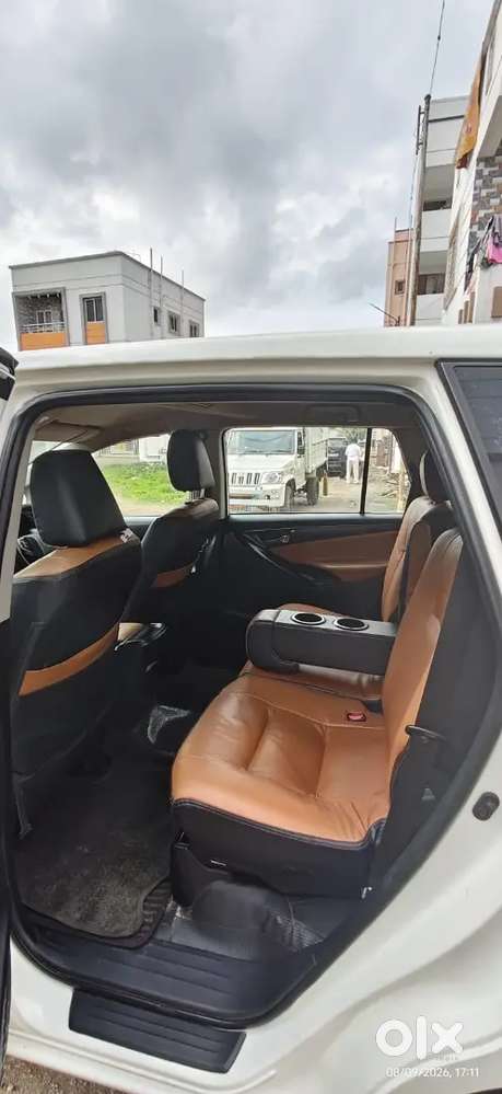 Toyota Innova Crysta 2019