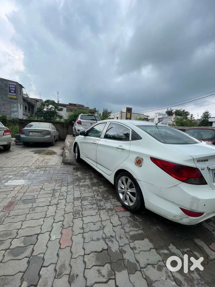 Hyundai Fluidic Verna 2011 Diesel