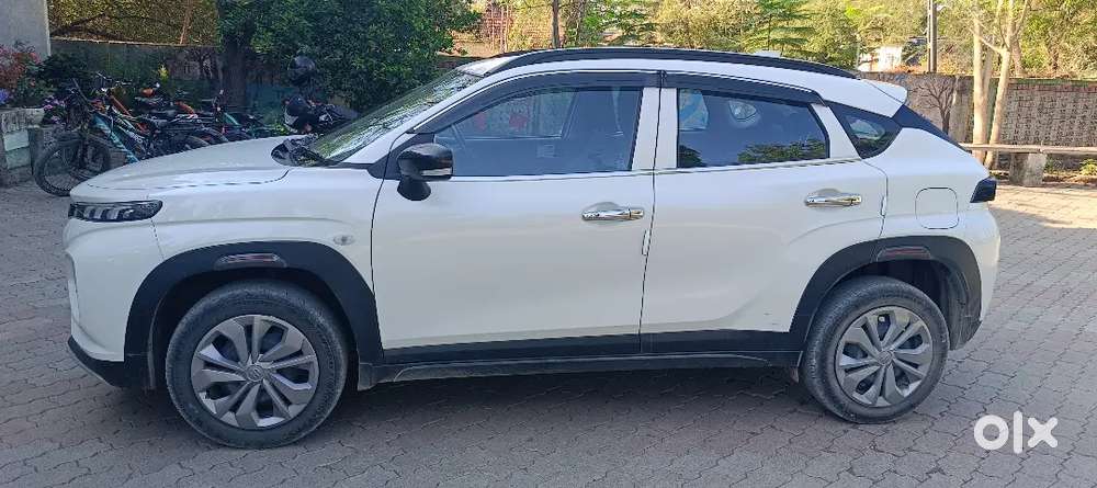 Maruti Suzuki Fronx 2024 Cng & Hybrids 50000 Km Driven