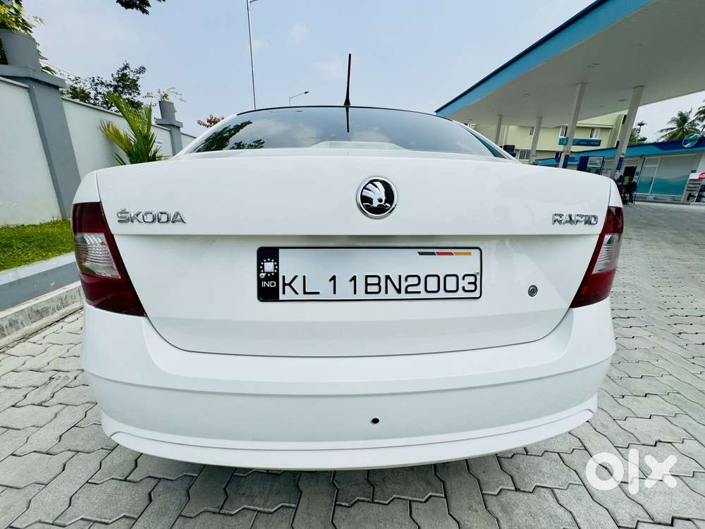 Skoda Rapid [2016-2020] 1.6 Active Plus Mpi, 2019, Petrol
