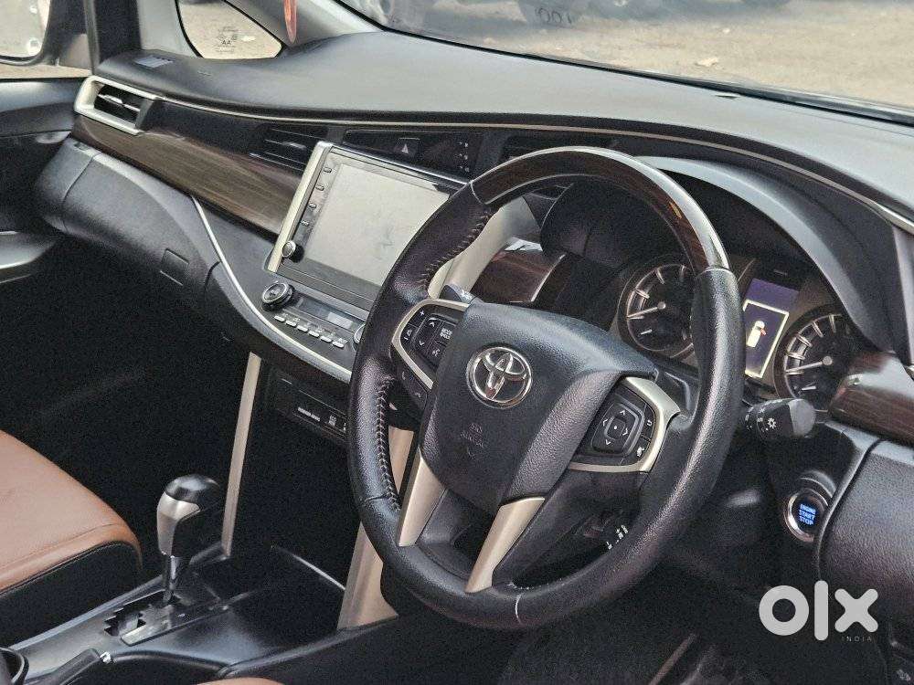 Toyota Innova Crysta [2020-ongoing] 2.4 Zx At 7 Str, 2022, Diesel