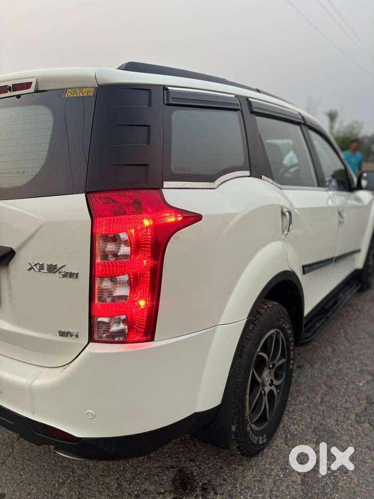 Mahindra Xuv500 2018 Diesel Well Maintained