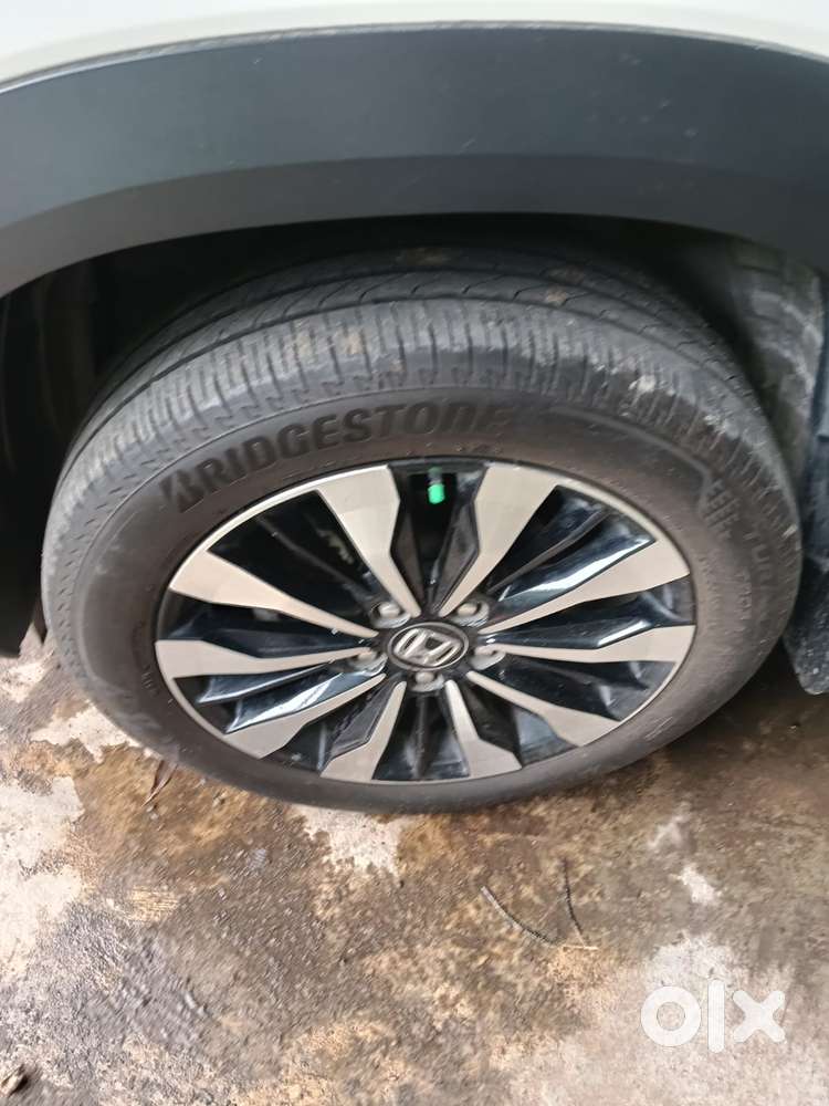 Honda Elevate Zx Cvt, 2023, Petrol