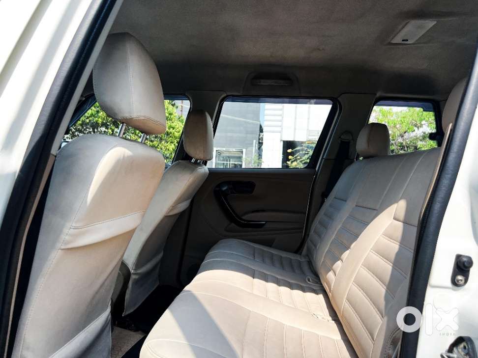 Mahindra Tuv 300 T6, 2016, Diesel