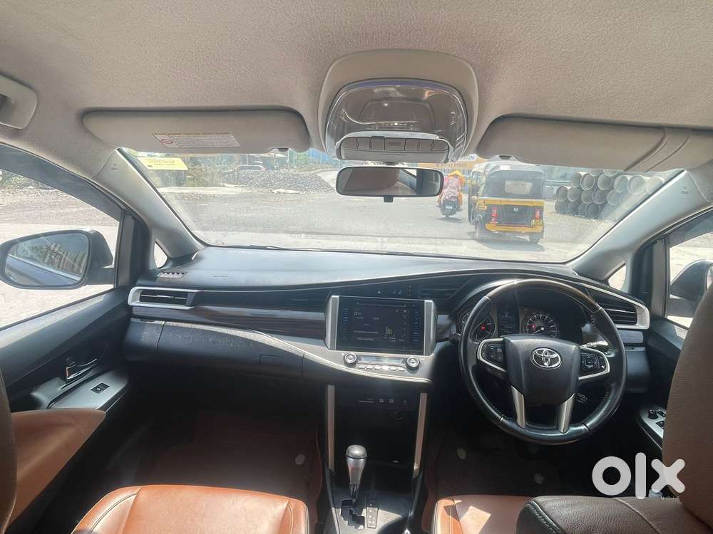 Toyota Innova Crysta 2.8z Automatic, 2017, Diesel