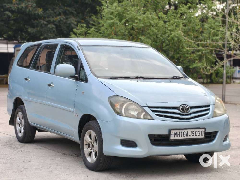 Toyota Innova 2.5 G (diesel) 8 Seater Bs Iv, 2011, Diesel