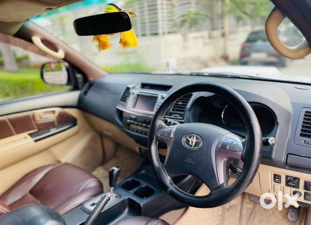 Toyota Fortuner Automatic 2015 Well Maintained