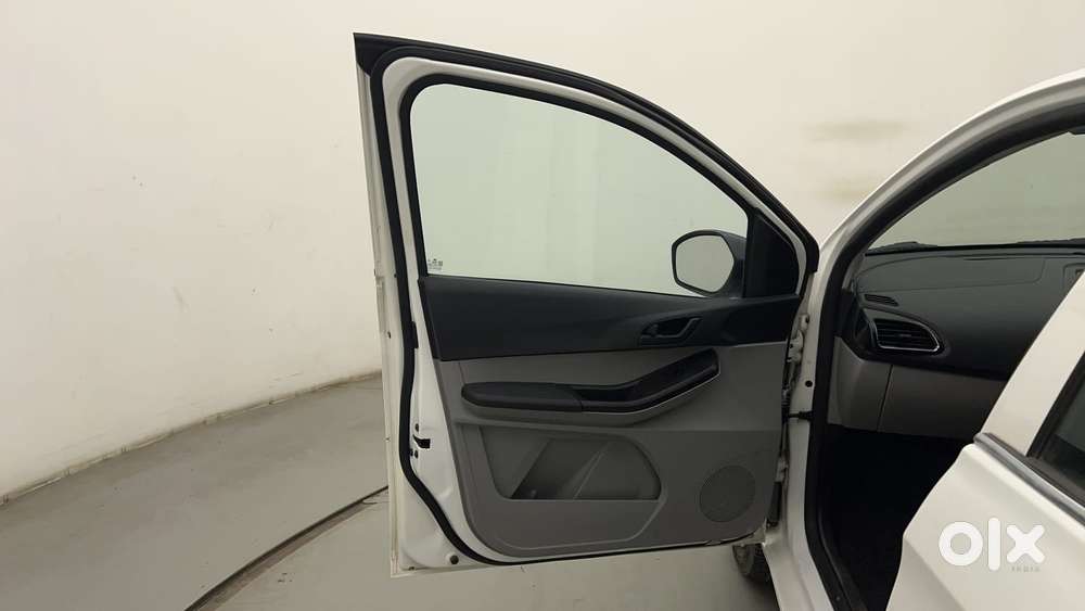 Tata Tiago 1.2 Revotron Xt Cng, 2022, Cng & Hybrids