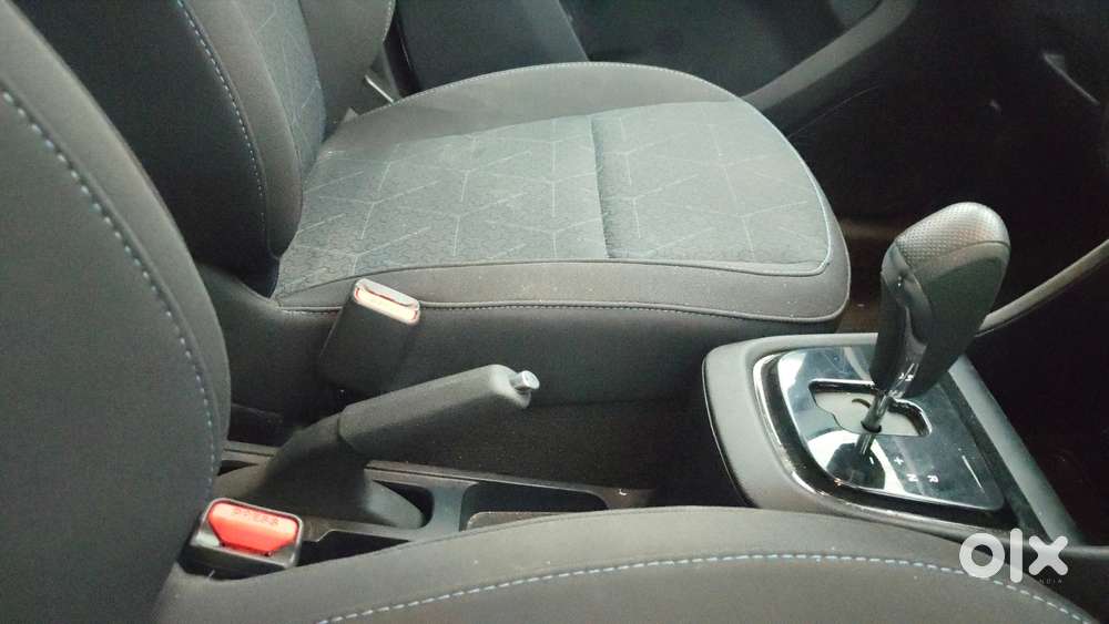 Tata Punch Creative Amt, 2022, Petrol