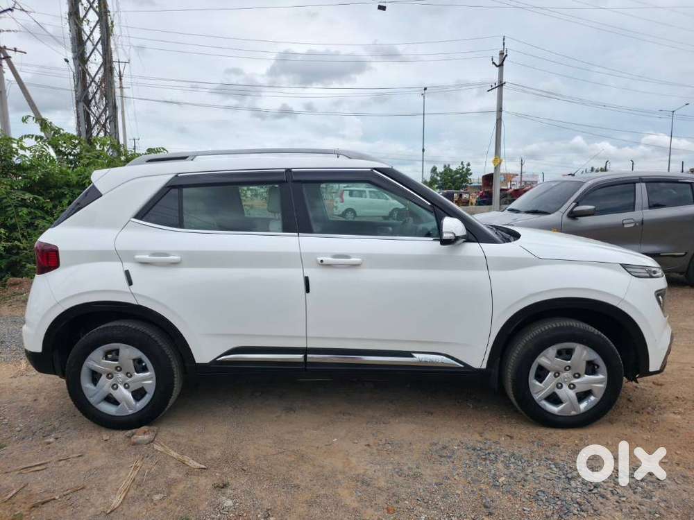 Hyundai Venue S Plus Mt 1.2 Kappa, 2021, Petrol