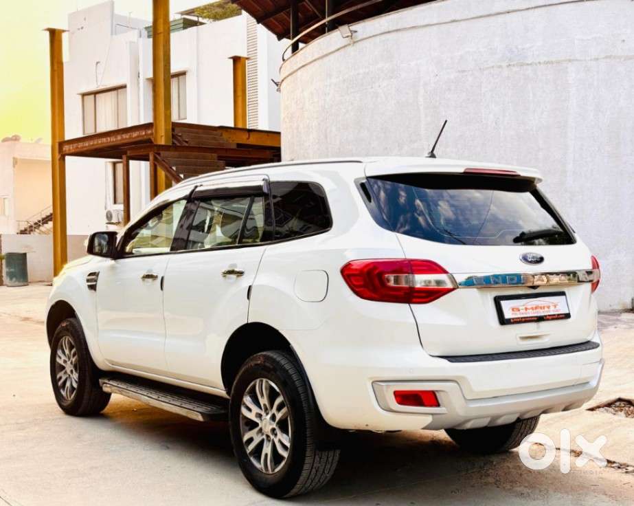 Ford Endeavour 3.2 Titanium At 4x4, 2017, Diesel