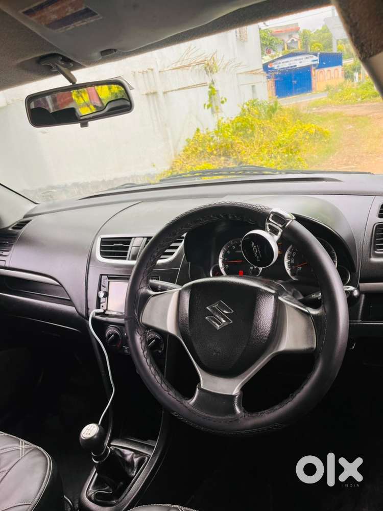 2014 Maruti Swift 1.2 Vxi Odometer 49000 Km