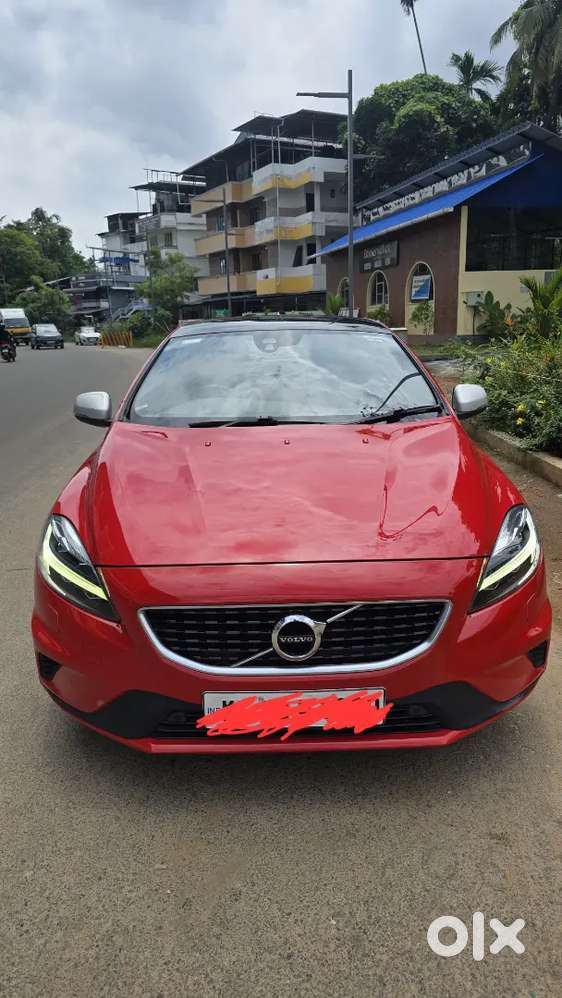 2018 Volvo V40 D3 R-design  Premium Hatchback