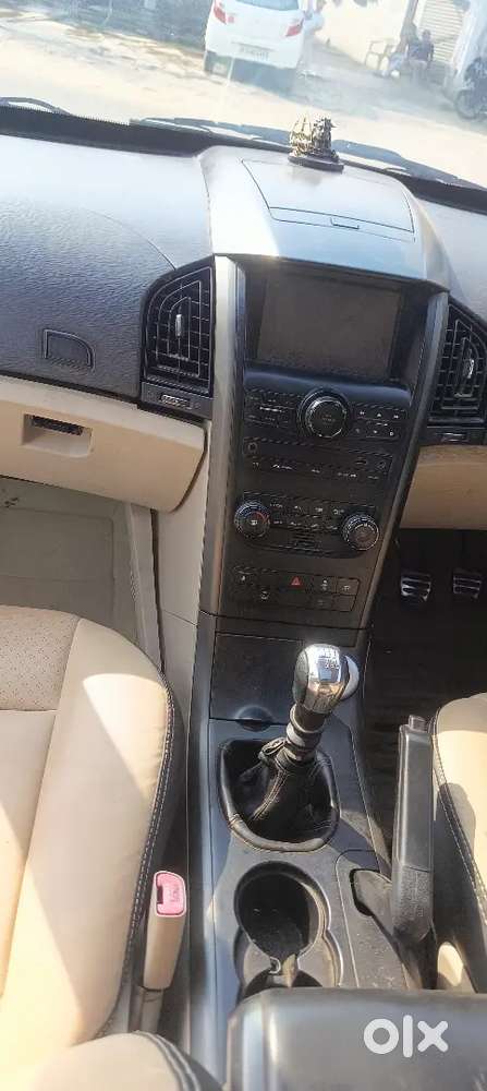 Mahindra Xuv500 2.2 Diesel 2016