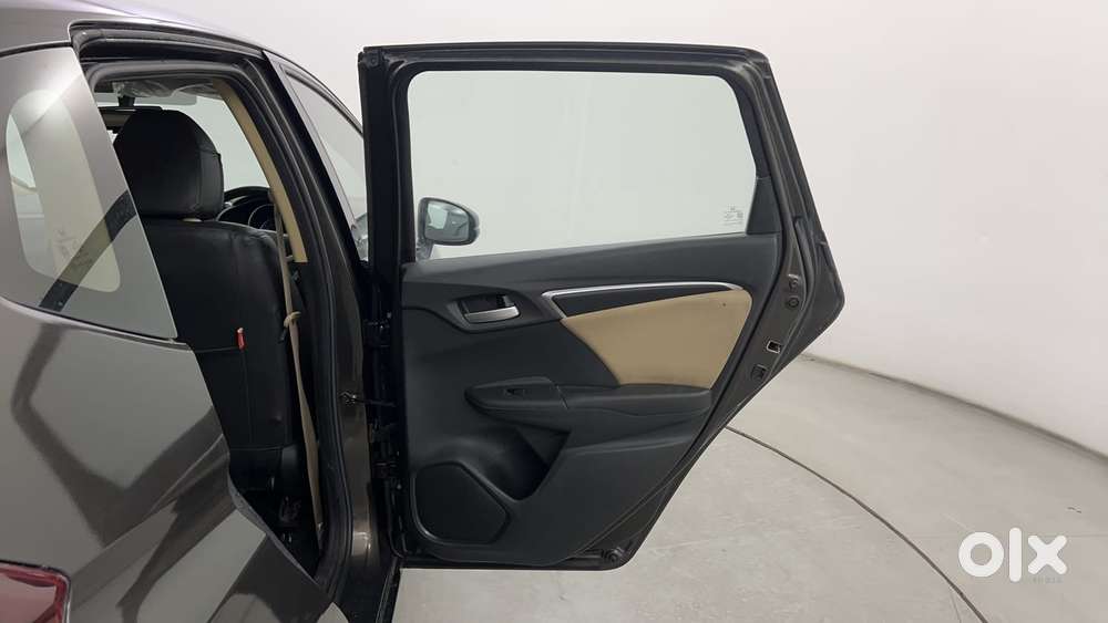 Honda Jazz [2020-2023] 1.2 V I-vtec Mt, 2015, Petrol