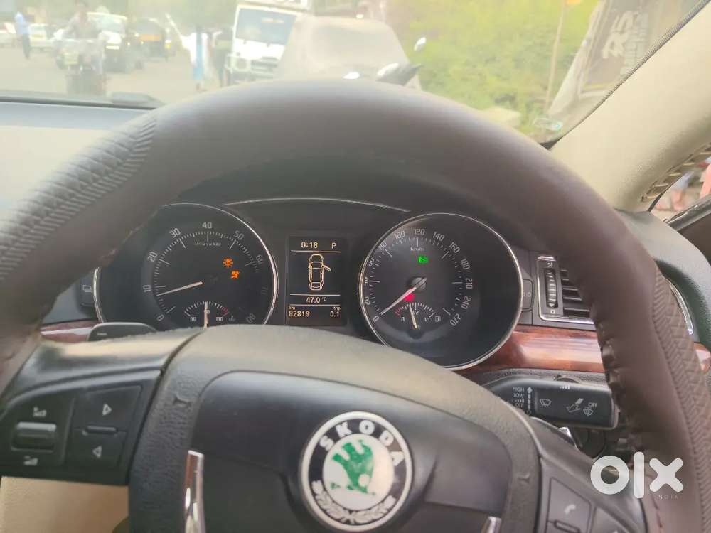 Skoda Superb Elegance 2012 Automatic