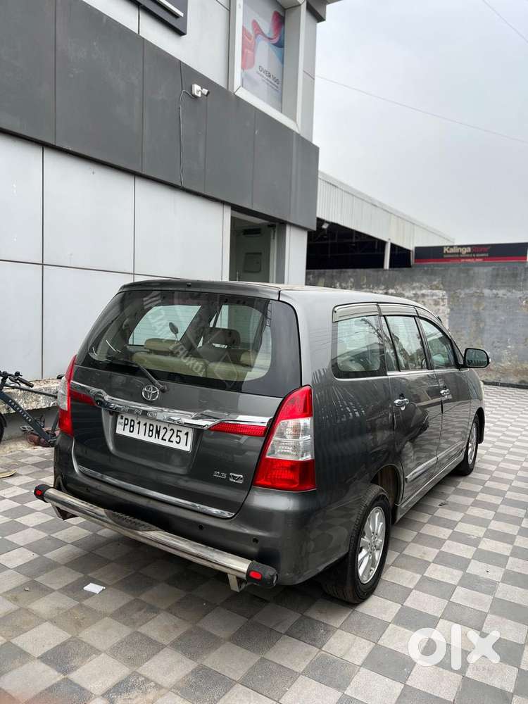 Toyota Innova, 2014, Diesel