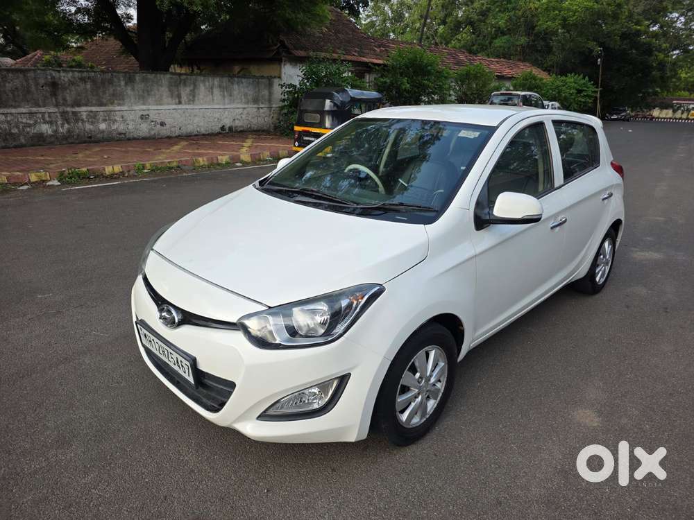 Hyundai I20 Asta 1.4 Crdi With Avn 6 Speed, 2012, Diesel