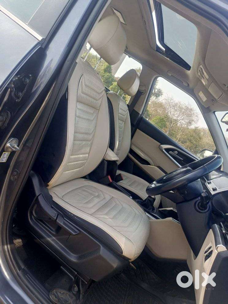 Kia Carens 1.5 Luxury Plus Diesel 6 Str, 2022, Diesel