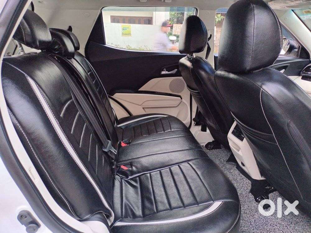 Mahindra Xuv 3xo Ax5 Ds Mt, 2024, Diesel