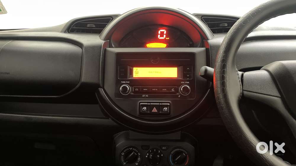Maruti Suzuki S-presso Vxi, 2022, Petrol