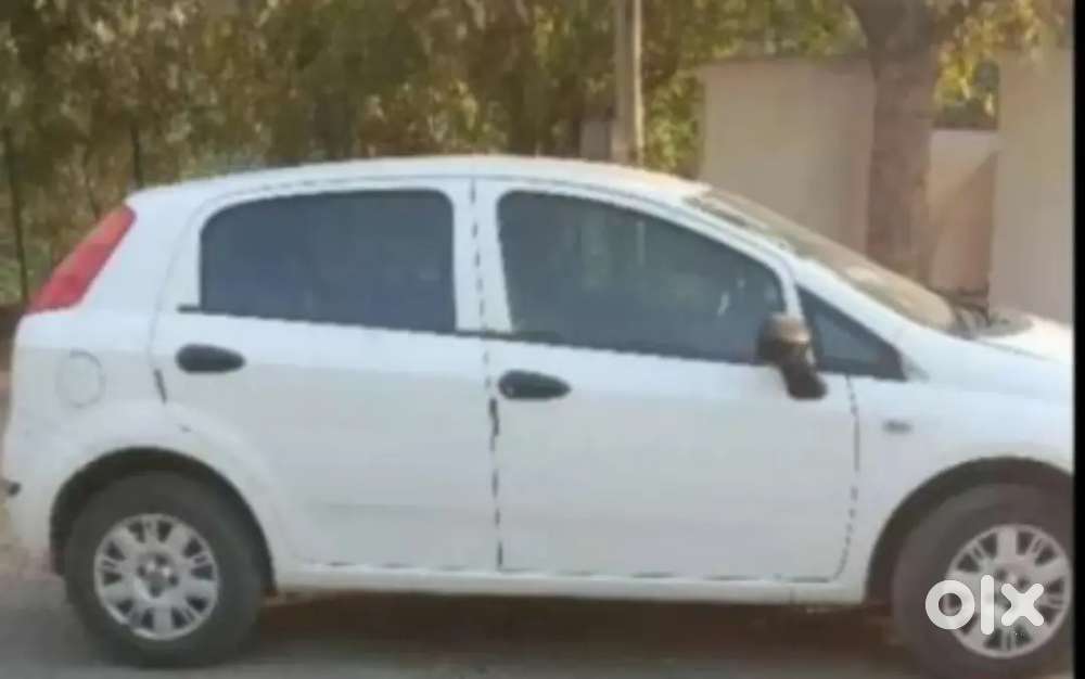 Fiat Punto Kar Veri Good Condition New Tyre New Battery For Sale