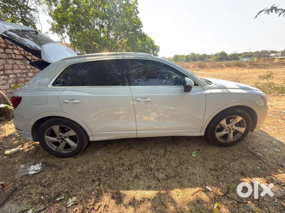 Audi Q3 40 Tfsi Premium Plus, 2022, Petrol