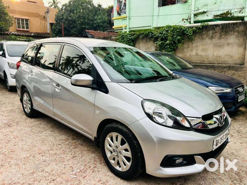 Honda Mobilio 1.5 E I-vtec Mt, 2015, Petrol