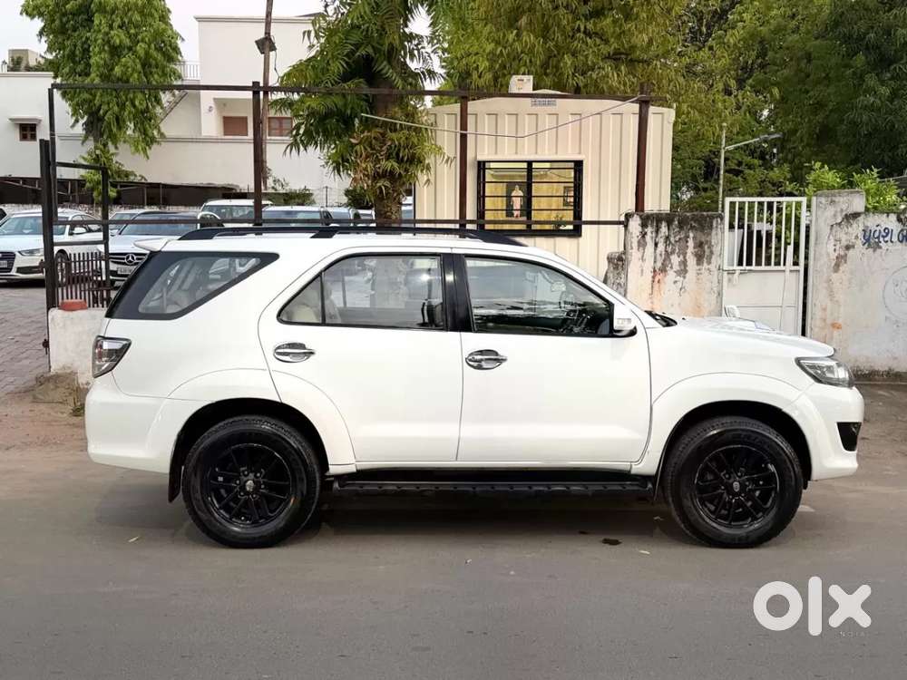 Toyota Fortuner, 2014, Diesel